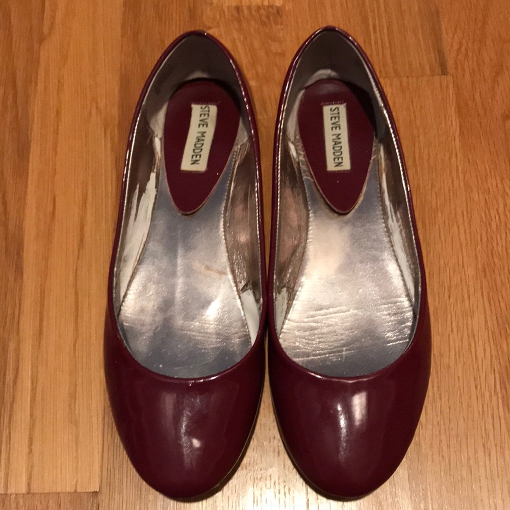 Ladies flats